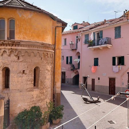 Casa Acqua Mare Parasio Imperia Buitenkant foto